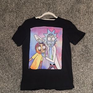 Graphic tee shirt